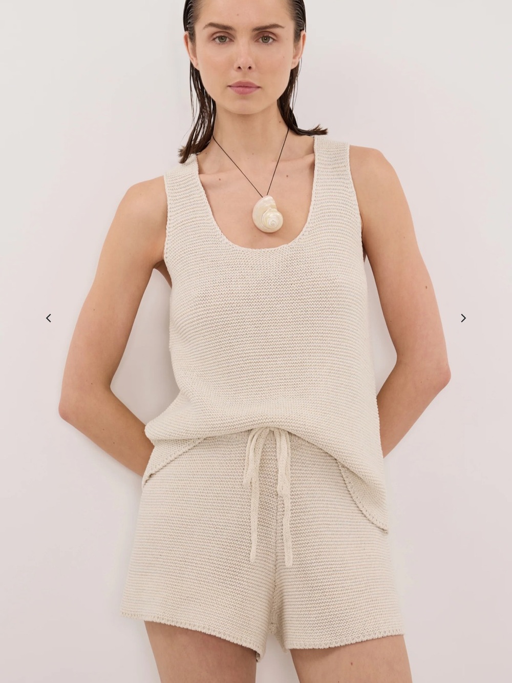 DISSH Pearl Natural Knit Short